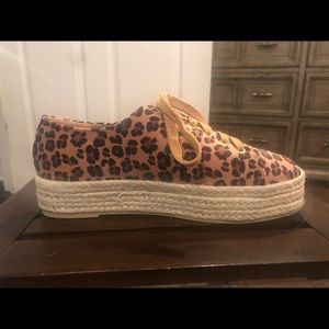 Leopard print wedge